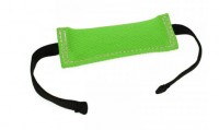 Fresh-Line Beißwurst weich 4x20cm 2 Gurtschlaufen grün Fresh-Line Beißwurst weich 4x20cm 2 Gurtschlaufen grün